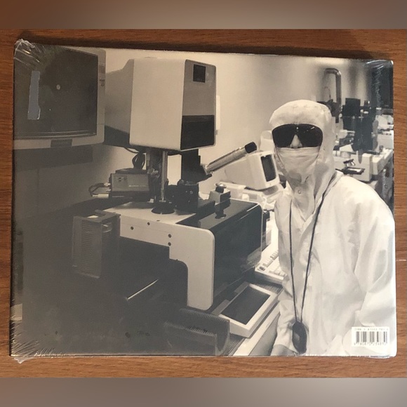 Pair of Books - Robert E. Weir, Knights Unhorsed and Changing Landscape … - Picture 3 of 5